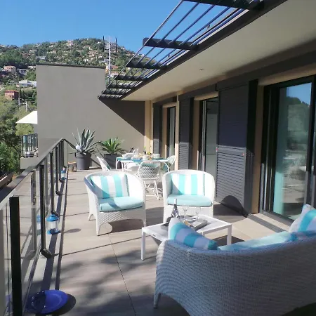 Penthouse Infinity Lejlighed